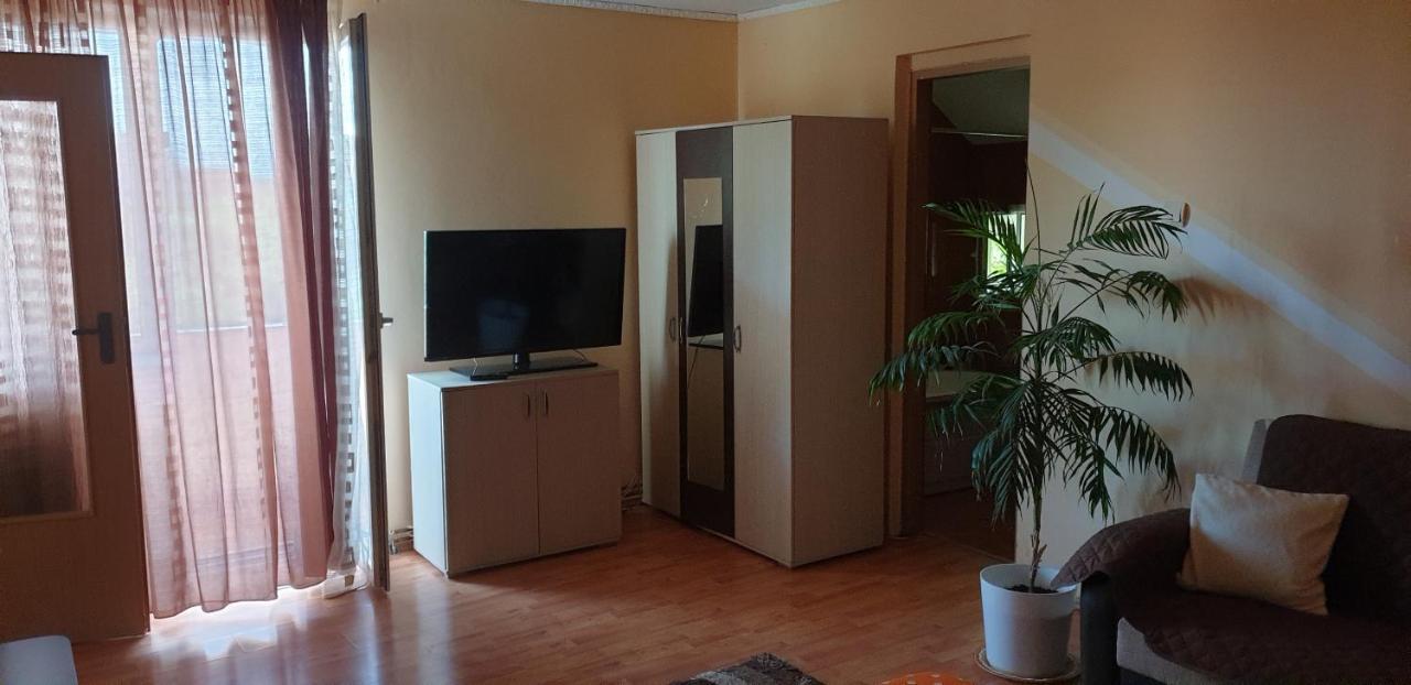 Готель Casa Maia Турда Екстер'єр фото